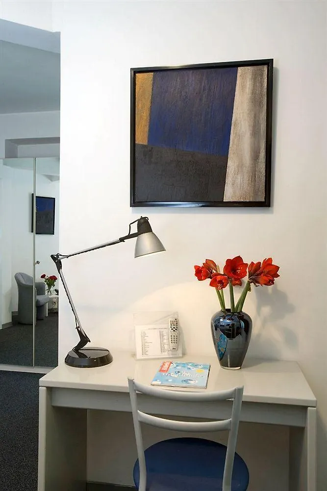 Hotel Argus By Happyculture Saint-Gilles